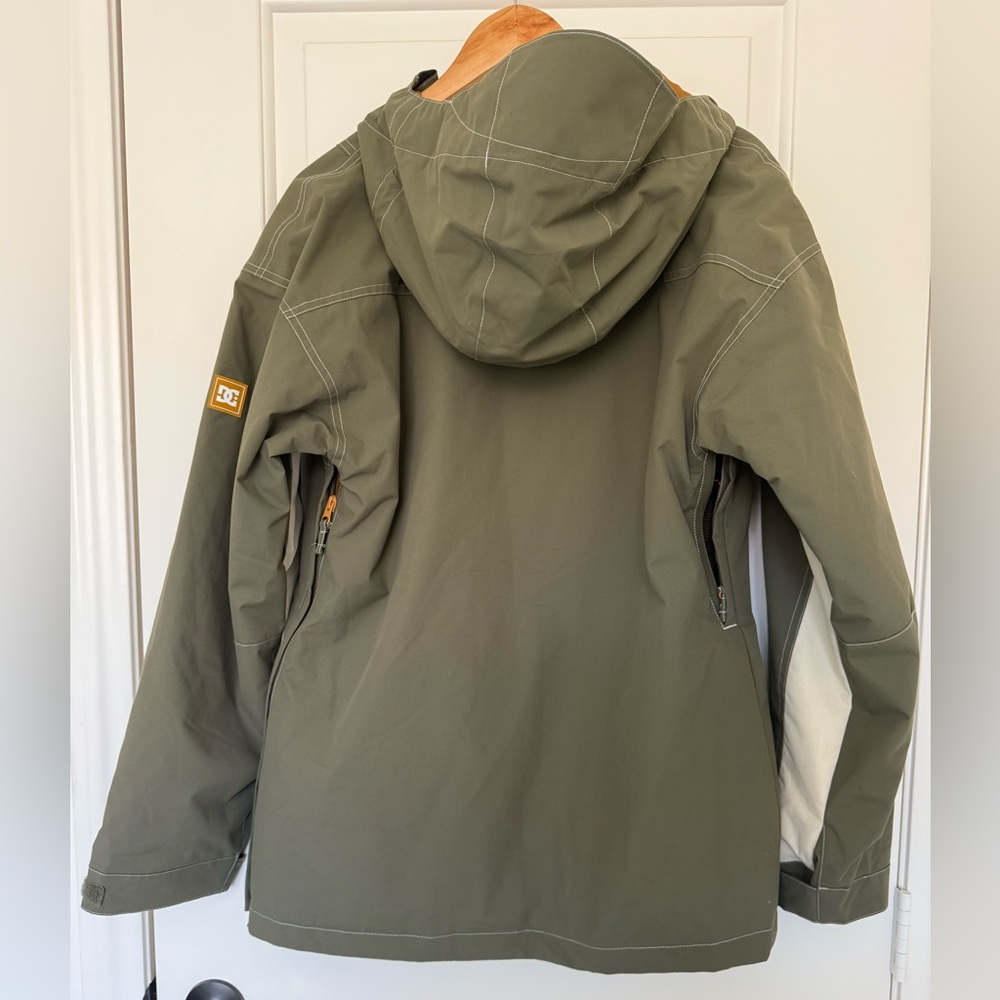 DC Savvy Anorak Snowboard Jacket Women's Ivy Green Ski Winter Pullover Coat M - Picture 12 of 14